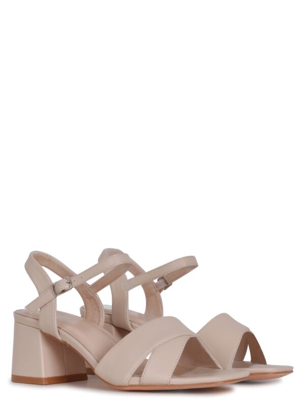Trendy High Heel Sandals for Summer - Image 3